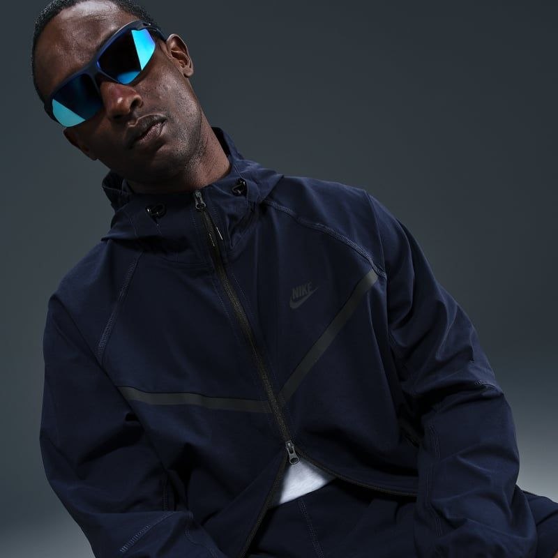 Куртка ветровка Nike Tech Woven Windbreaker 'Obsidian Black'