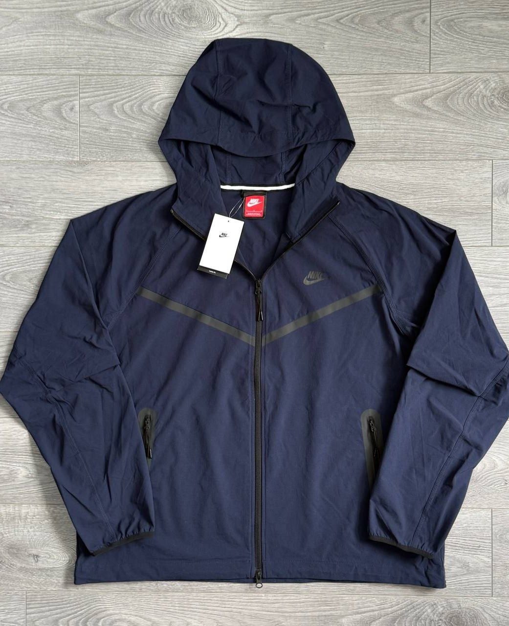 Куртка ветровка Nike Tech Woven Windbreaker 'Obsidian Black'