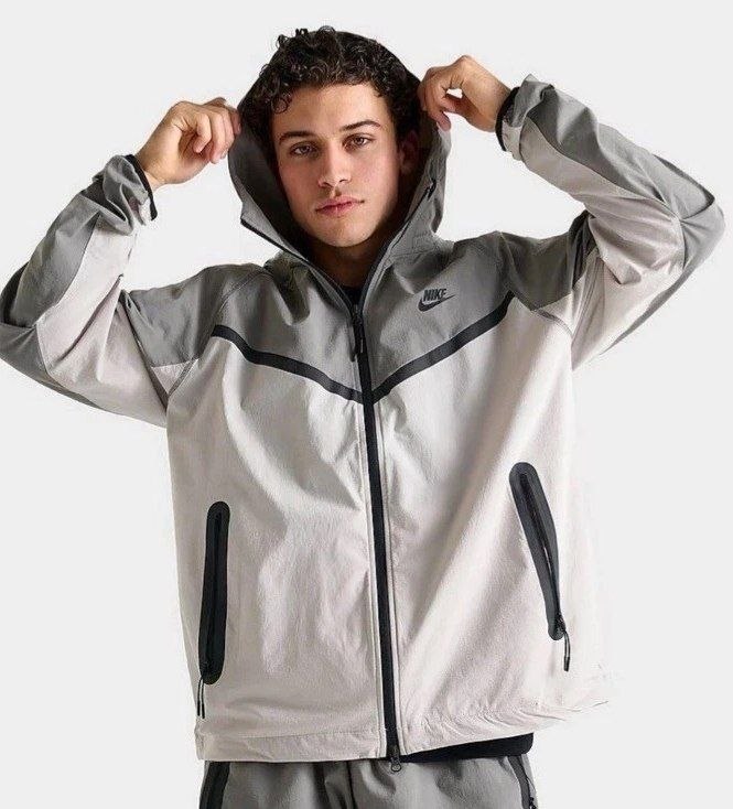 Куртка ветровка Nike Tech Woven Windbreaker 'Light Iron Ore Flat Pewter'