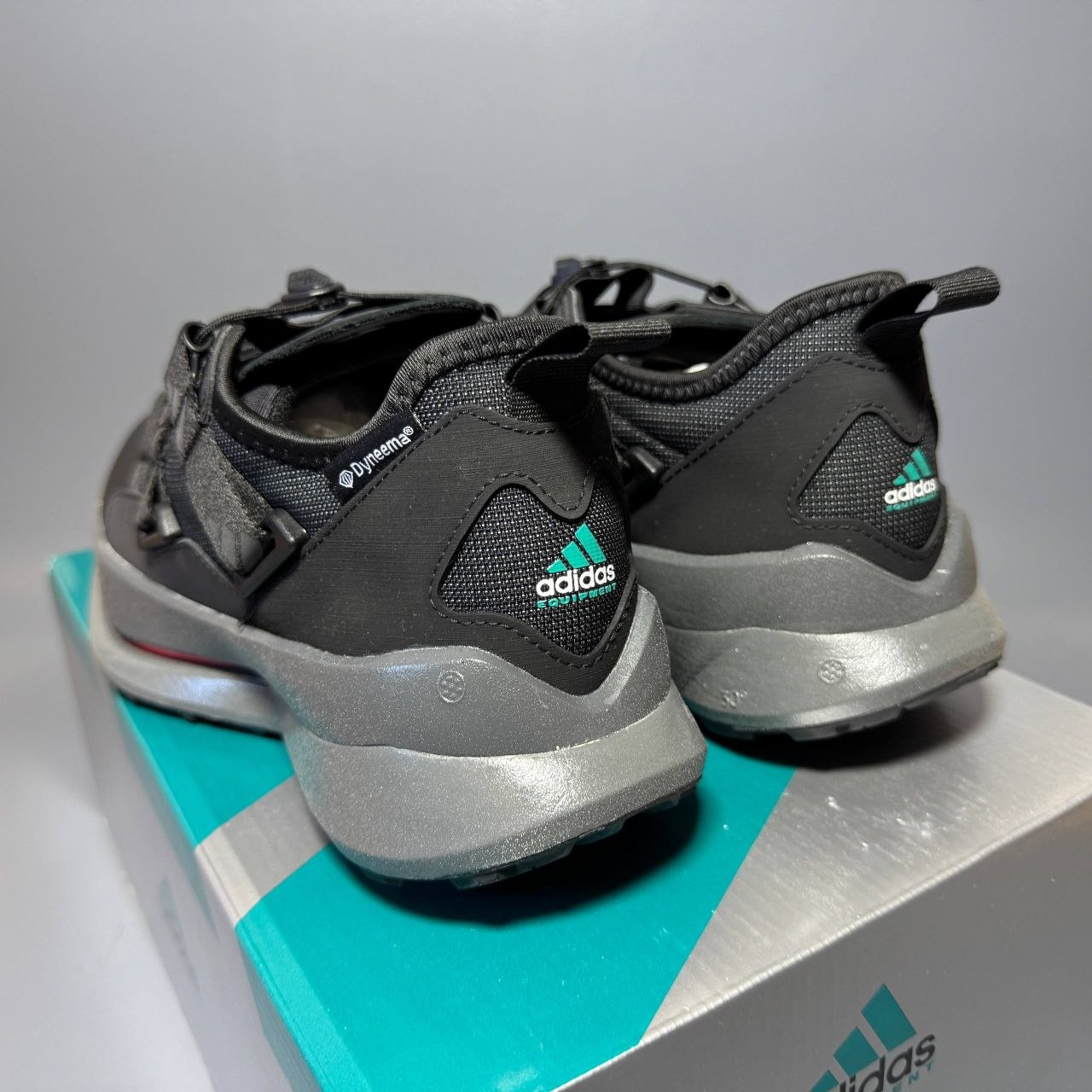 Кроссовки Adidas Equipment Agravic XTR 'Core Black Iron Metallic'