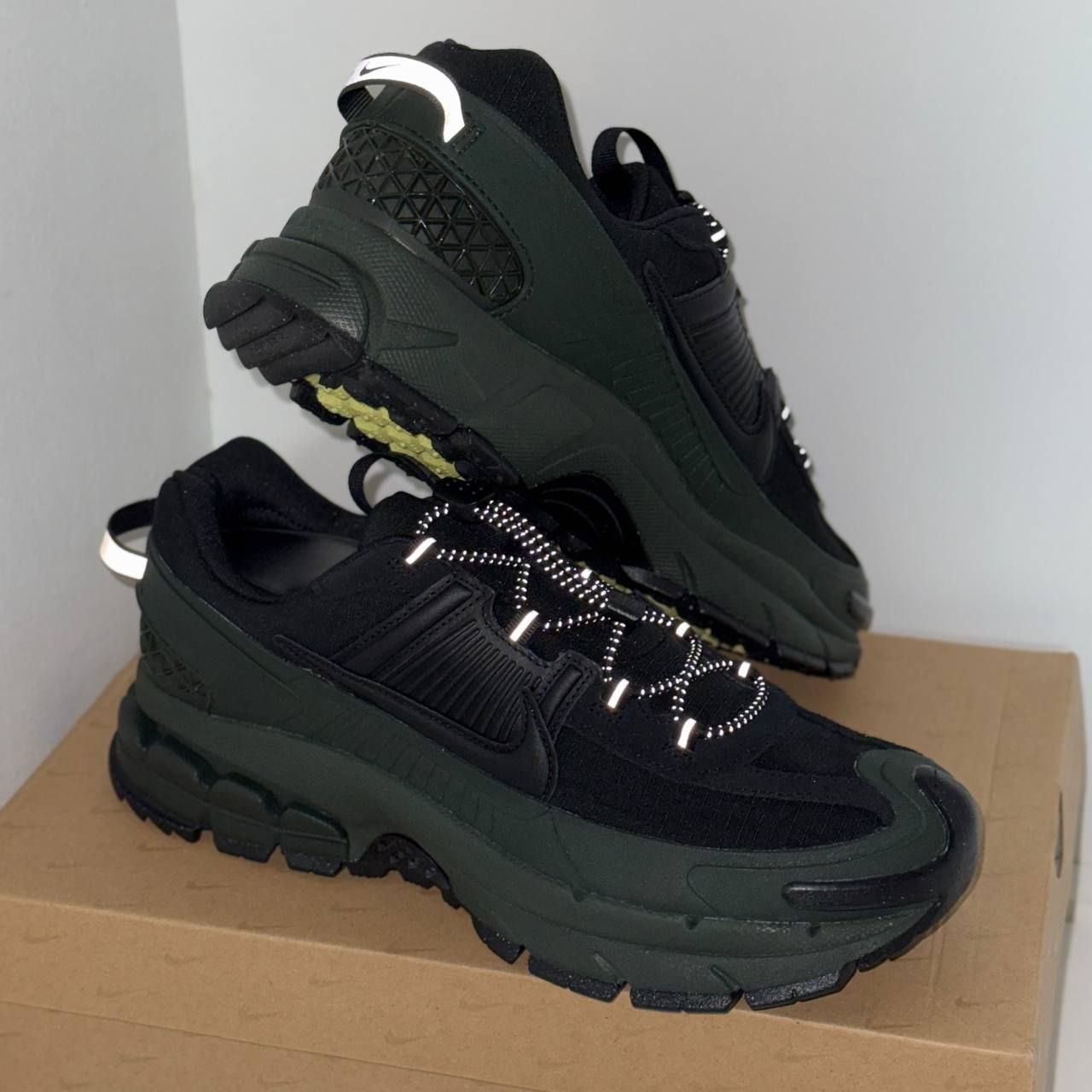 Кроссовки Nike Zoom Vomero 5 Roam 'Sequoia Black'