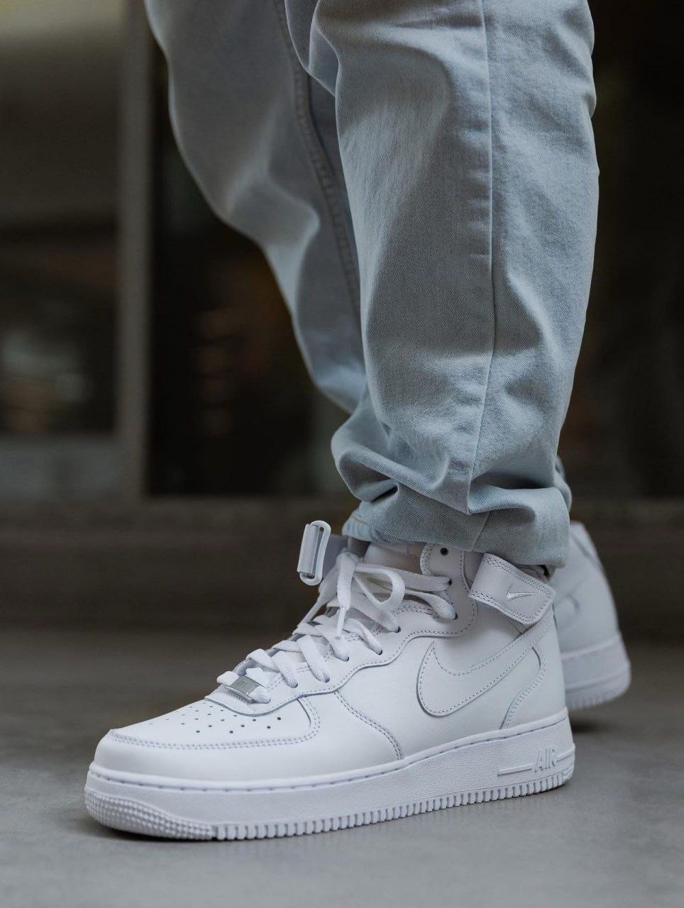 Кроссовки Nike Air Force 1 Mid '07 'Triple White'