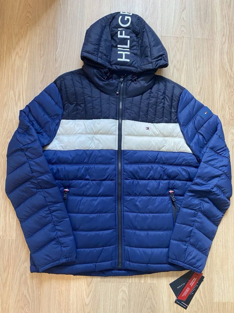 Куртка Tommy Hilfiger Color Blocked Hooded Puffer Jacket