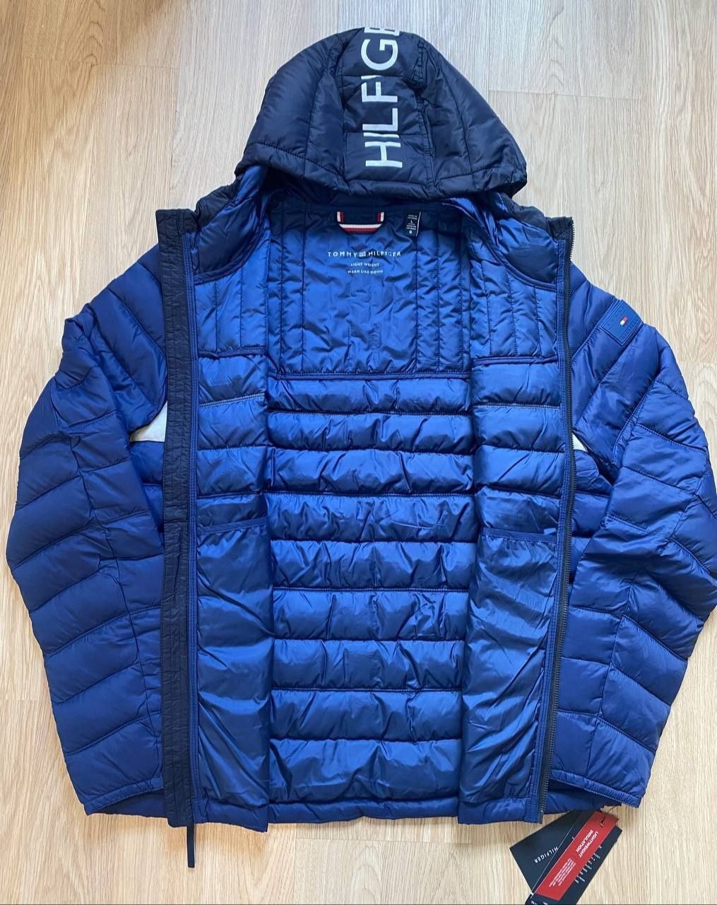 Куртка Tommy Hilfiger Color Blocked Hooded Puffer Jacket