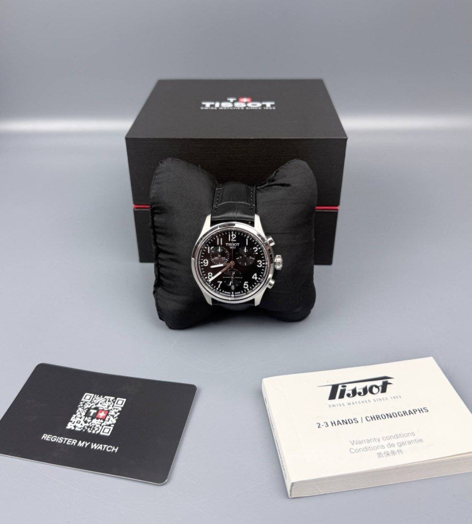 Часы Tissot Chrono 42mm Watch