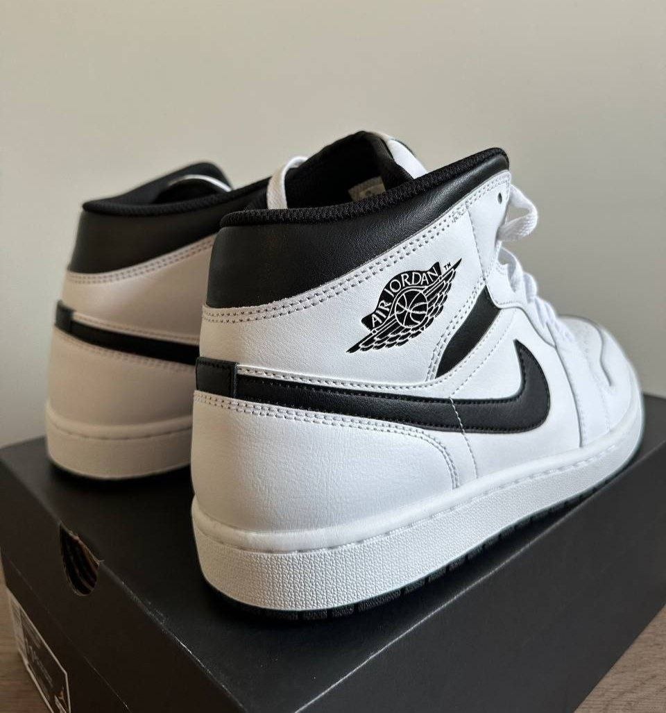 Кроссовки Air Jordan 1 Mid 'Reverse Panda'