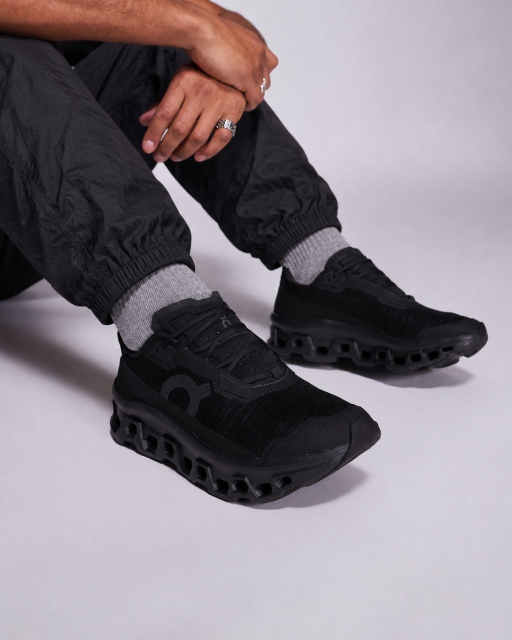 Кроссовки On Cloudmonster Void 'Black & Black'