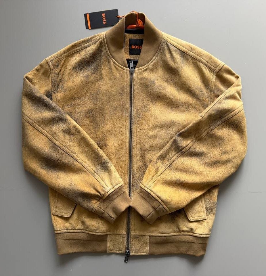 Кожаная куртка бомбер BOSS Orange Jotaco Leather Bomber Jacket