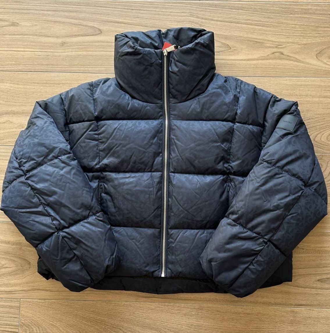 Женская куртка пуховик Calvin Klein Allover Monogram Puffer Jacket 'Blue'