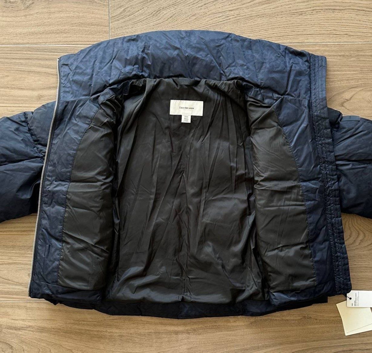 Женская куртка пуховик Calvin Klein Allover Monogram Puffer Jacket 'Blue'