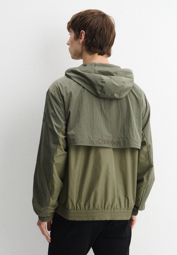 Куртка ветровка Calvin Klein Lightweight Nylon Mixed Media Jacket