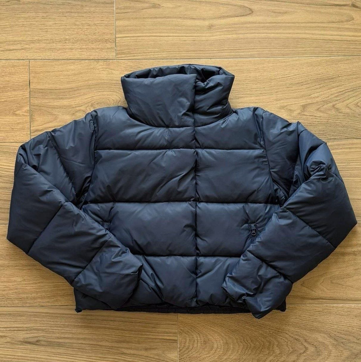 Куртка пуховик Alo Yoga Gold Rush Puffer 'Navy'
