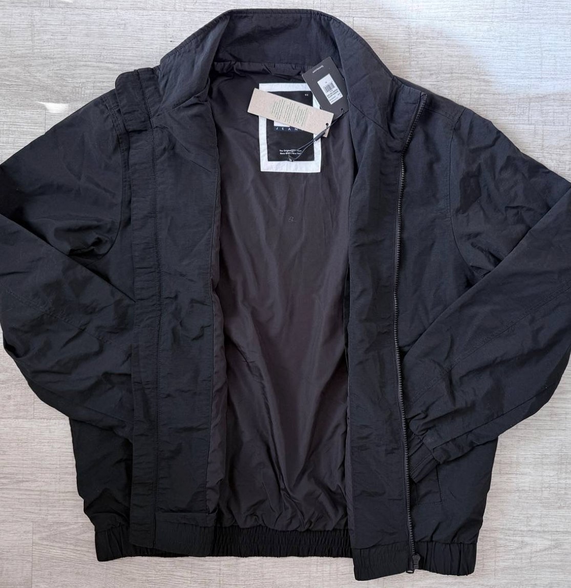 Бомбер куртка Tommy Hilfiger TJM Essential Jacket