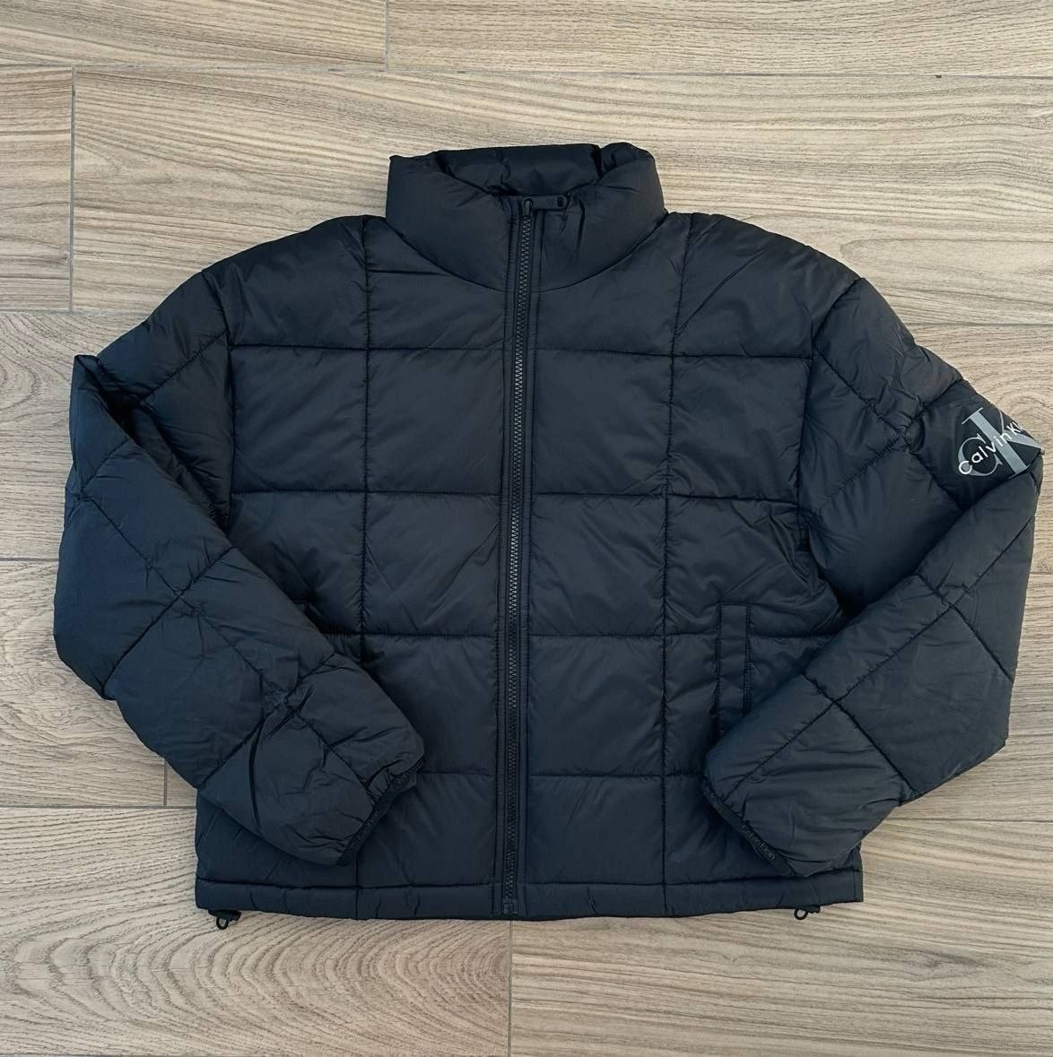 Женская куртка Calvin Klein Jeans Quilted Logo Jacket