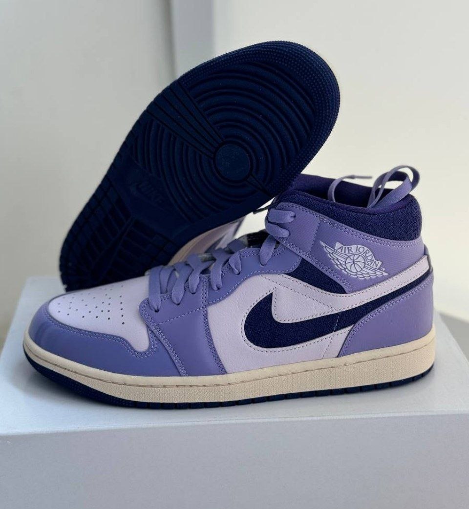 Кроссовки Air Jordan 1 Mid SE 'Sky Purple'