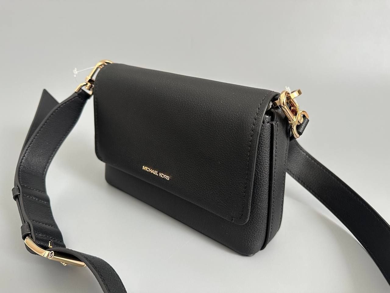 Сумка Michael Kors Nessa Small Pebbled Leather Crossbody