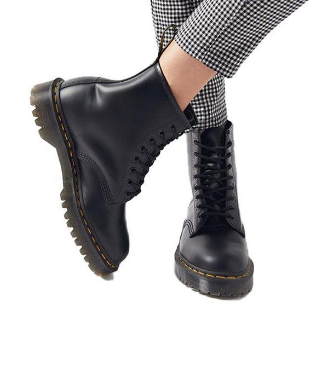 Женские ботинки Dr. Martens 1460 Bex Smooth Leather Platform Boot