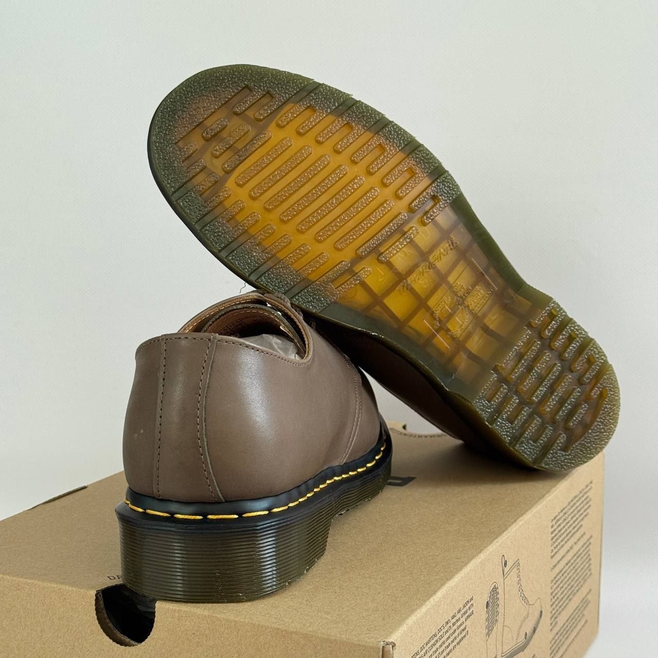 Мужские туфли Dr. Martens 1461 Carrara Leather Oxford Shoes 'Olive'