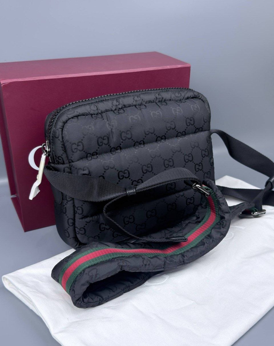 Сумка Gucci Black GG Fabric Crossbody Bag