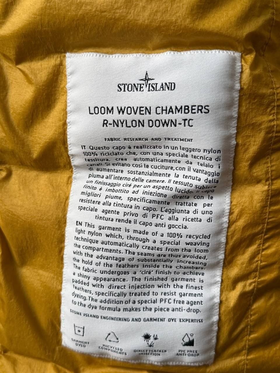 Куртка Stone Island Loom Woven Chambers R-Nylon Down Jacket