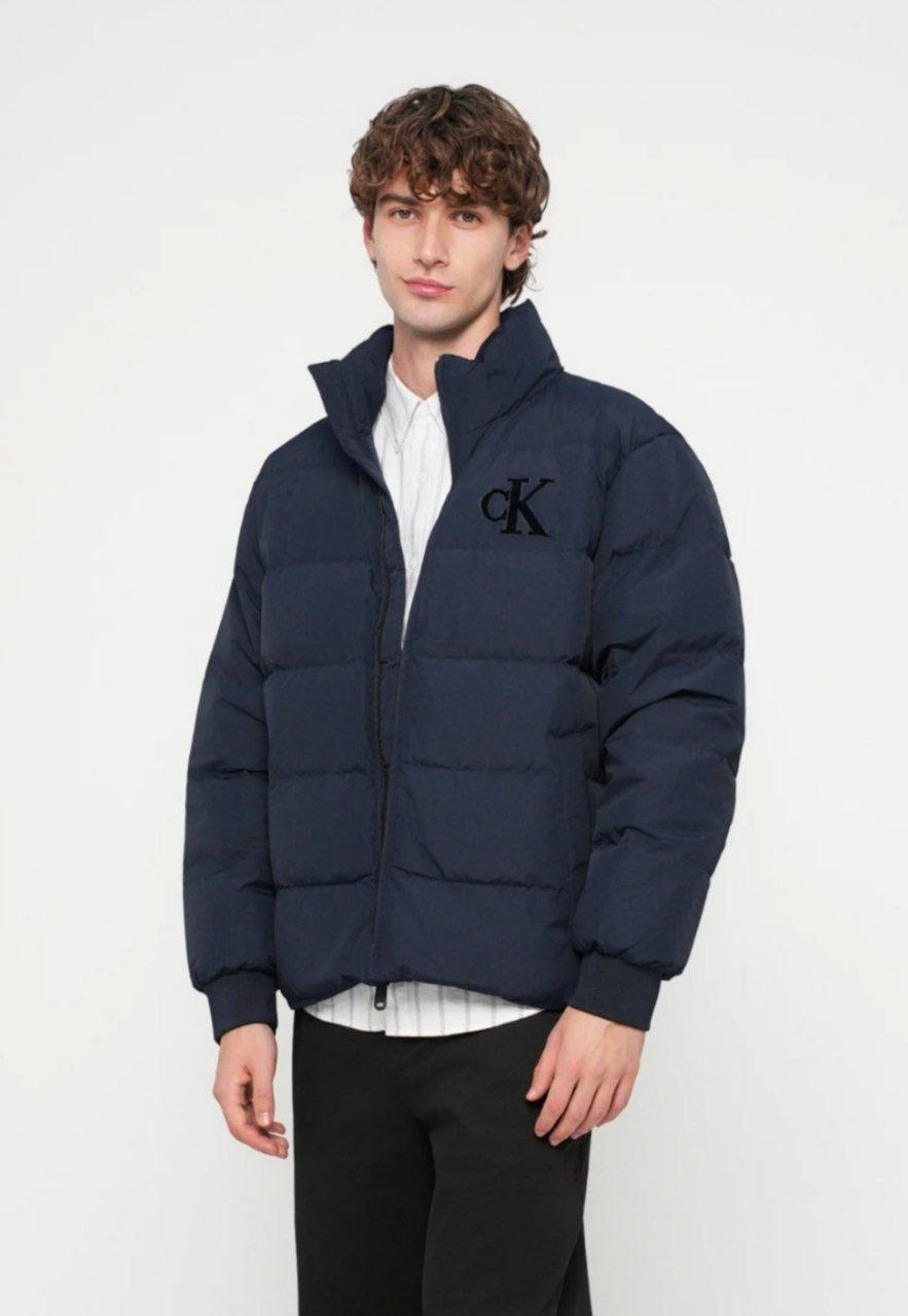 Куртка пуховик Calvin Klein Chenille Monogram Puffer Jacket