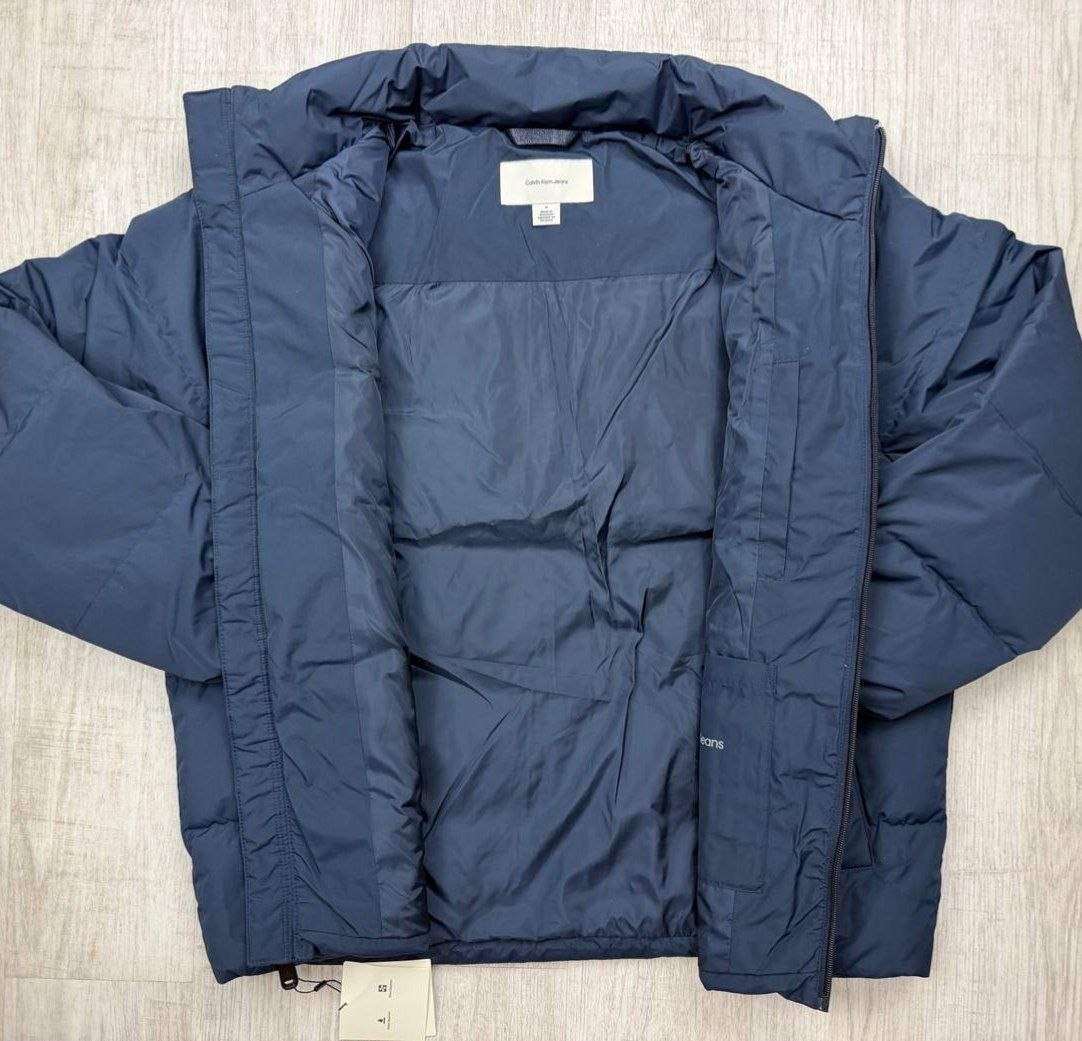 Куртка пуховик Calvin Klein Chenille Monogram Puffer Jacket