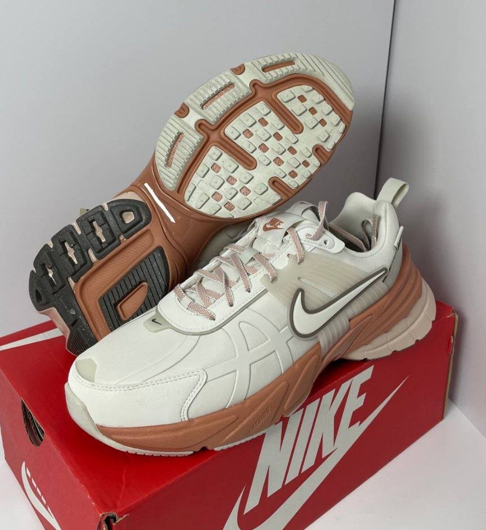 Женские кроссовки Nike V2K Run 'Phantom Terra Blush' [Gore-Tex]