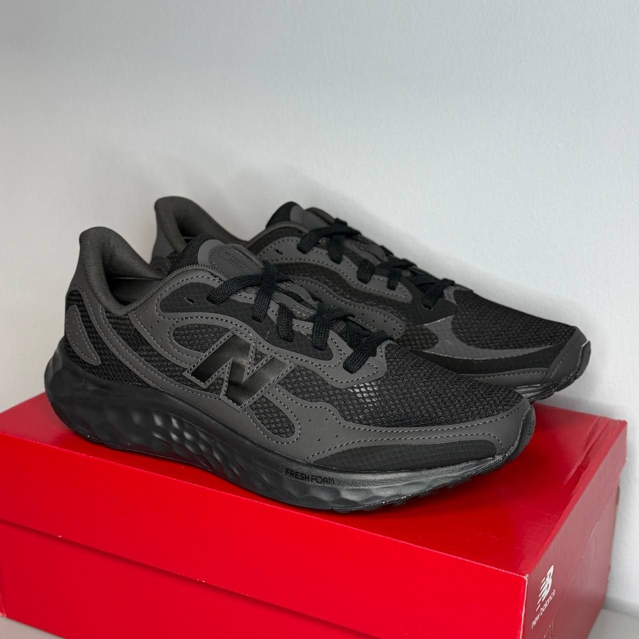 Кроссовки New Balance Fresh Foam Arishi V4 Tiralux 'Black Cement