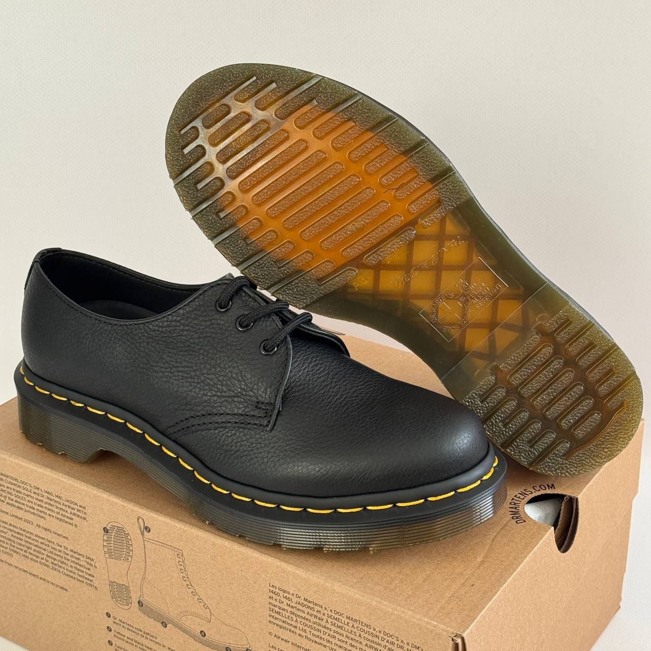 Женские туфли Dr. Martens 1461 Virginia Leather Oxford Shoes 'Black'