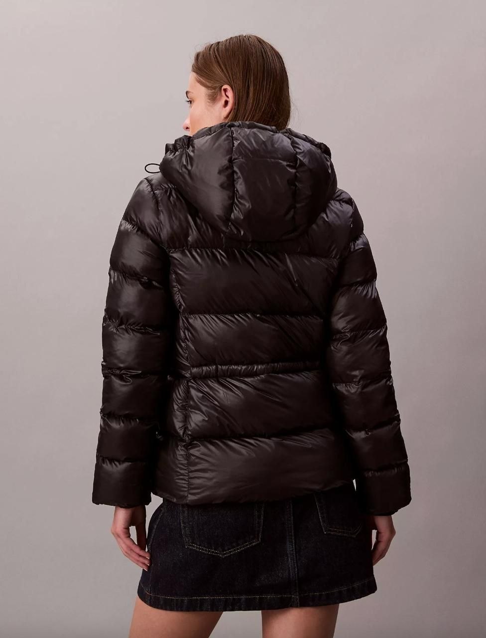 Женская куртка Calvin Klein Slim Puffer Jacket