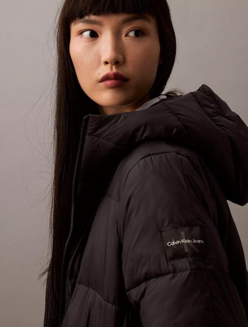 Женская утепленная куртка Calvin Klein Hooded Puffer Jacket