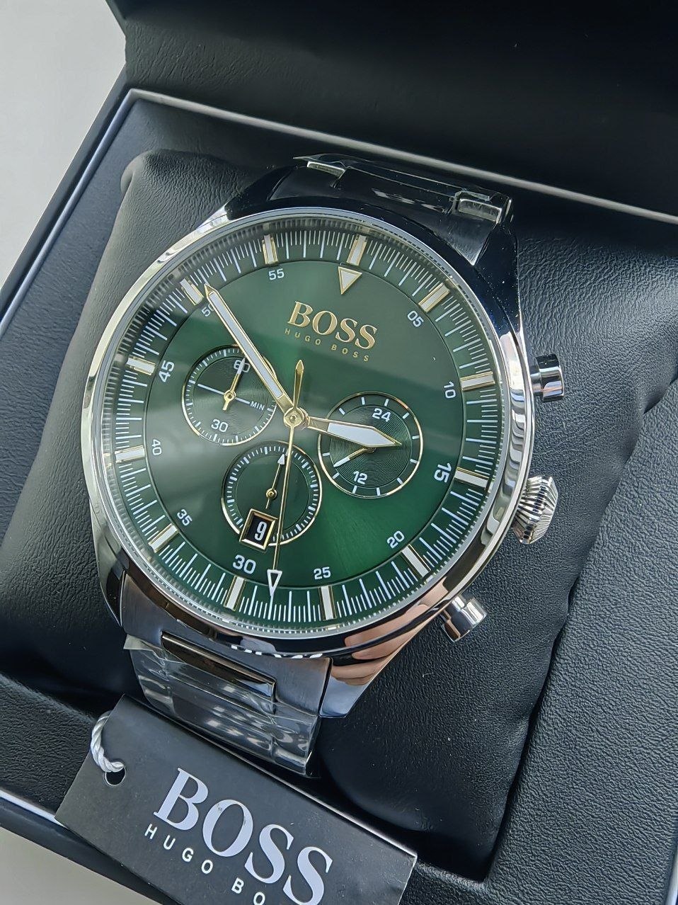Часы Hugo Boss Pioneer Green Chronograph