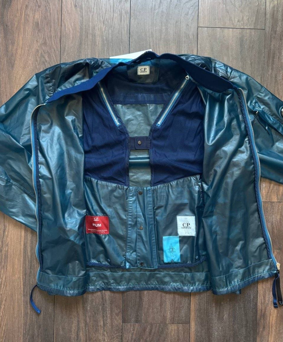 Куртка C.P. Company PiUM Hooded Jacket 'Raven'