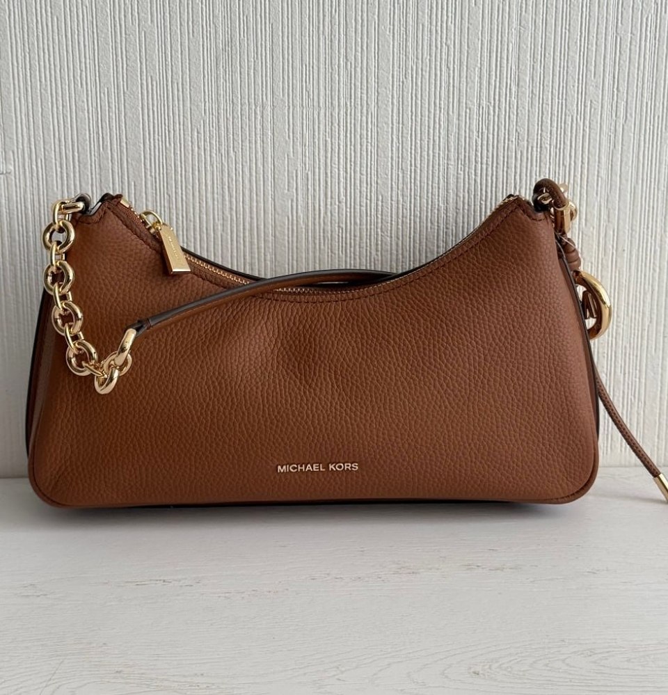 Сумка Michael Kors Nolita Medium Pebbled Leather Chain Pochette