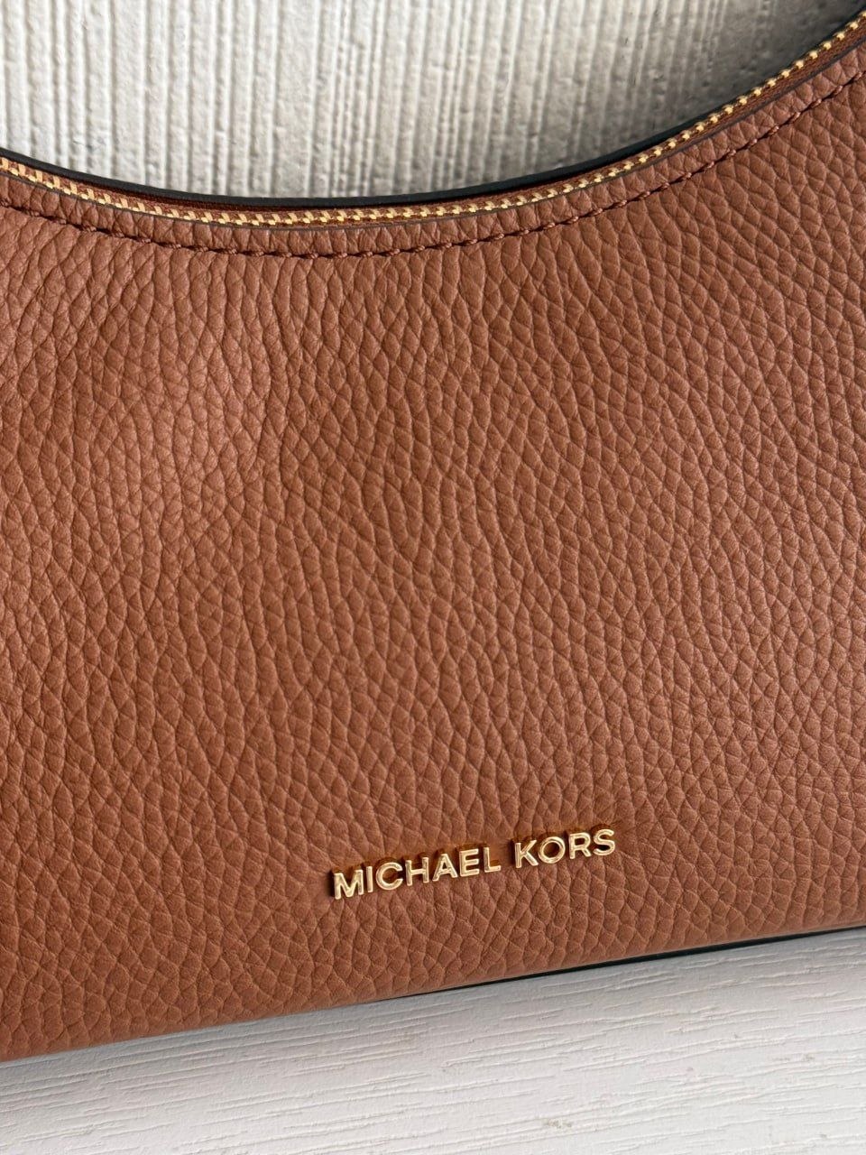 Сумка Michael Kors Nolita Medium Pebbled Leather Chain Pochette