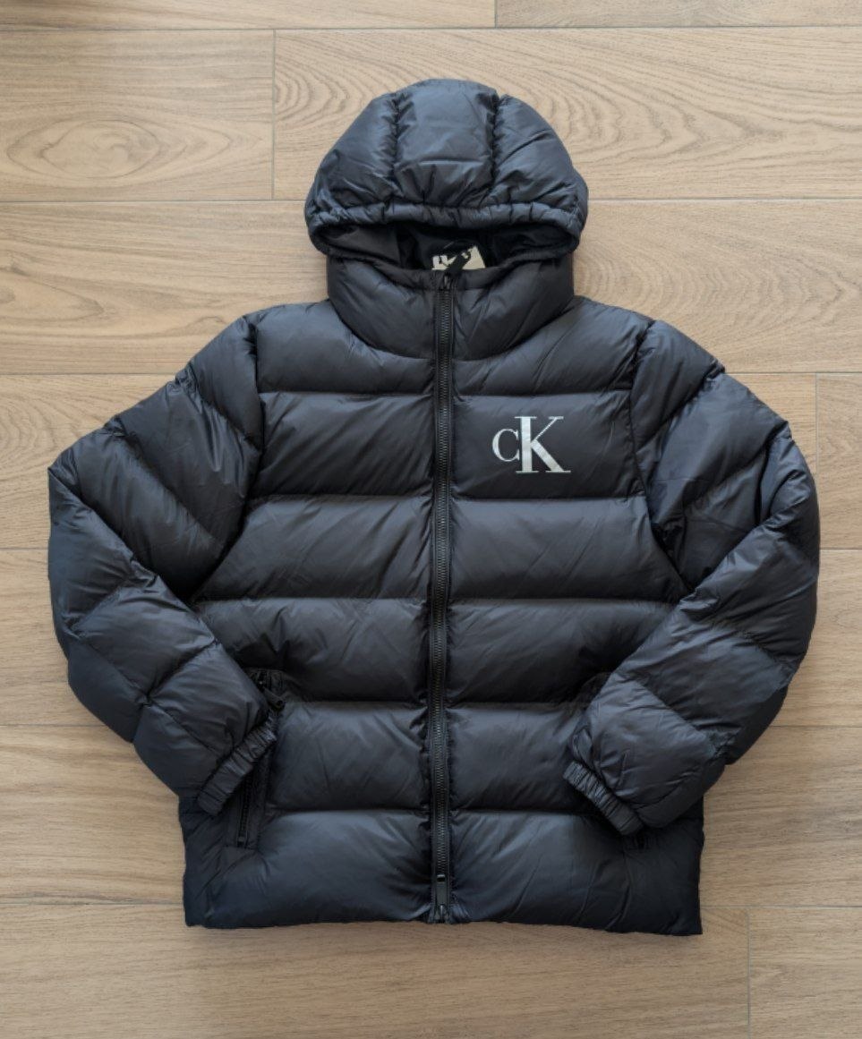 Куртка пуховик Calvin Klein Jeans Lightweight Nylon Hooded Puffer Jacket