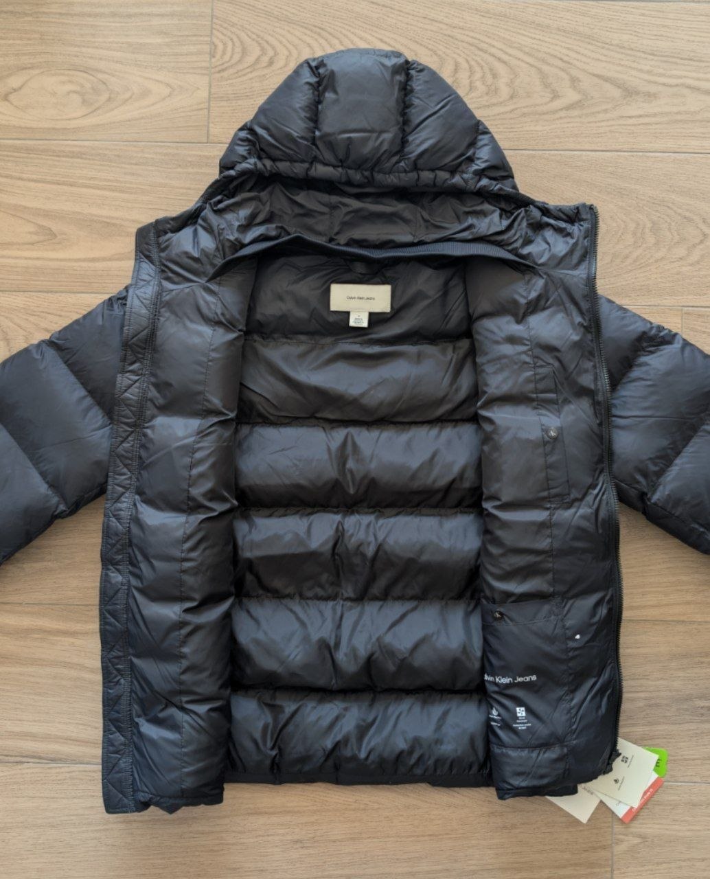 Куртка пуховик Calvin Klein Jeans Lightweight Nylon Hooded Puffer Jacket