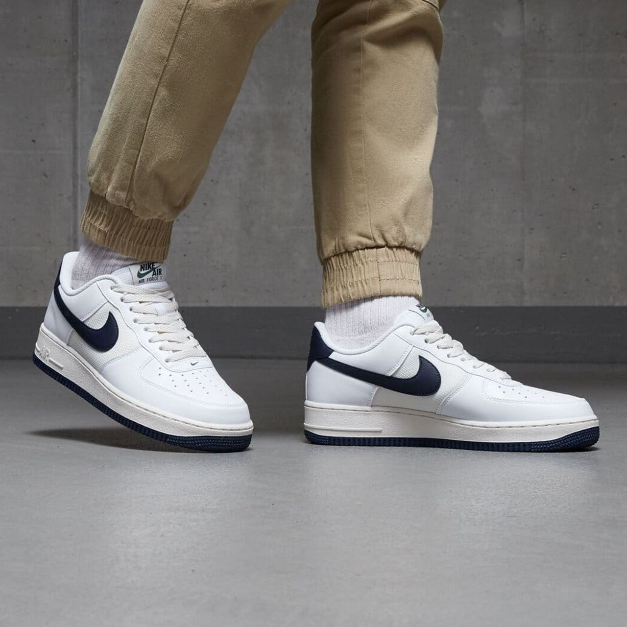 Кроссовки Nike Air Force 1 Low '07 'White Obsidian Fir'