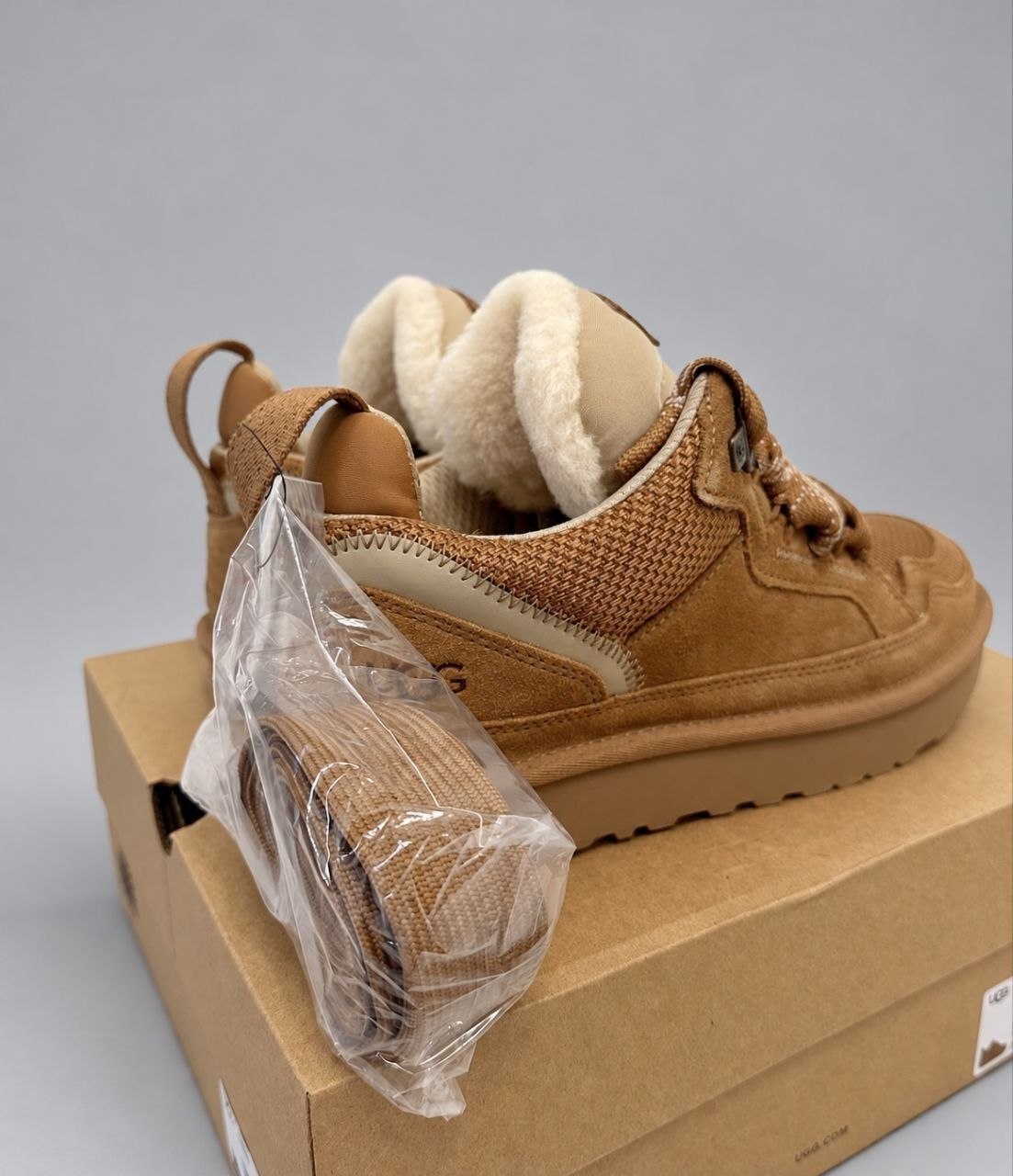 Женские кроссовки UGG Lowmel Sneakers