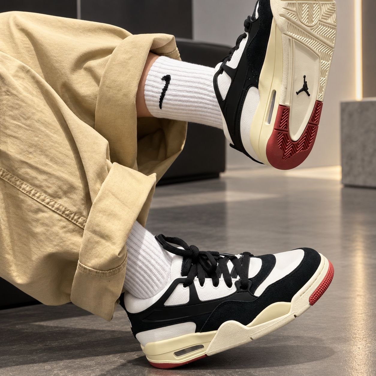 Женские кроссовки Air Jordan 4 RM 'Sail Black Coconut Milk'