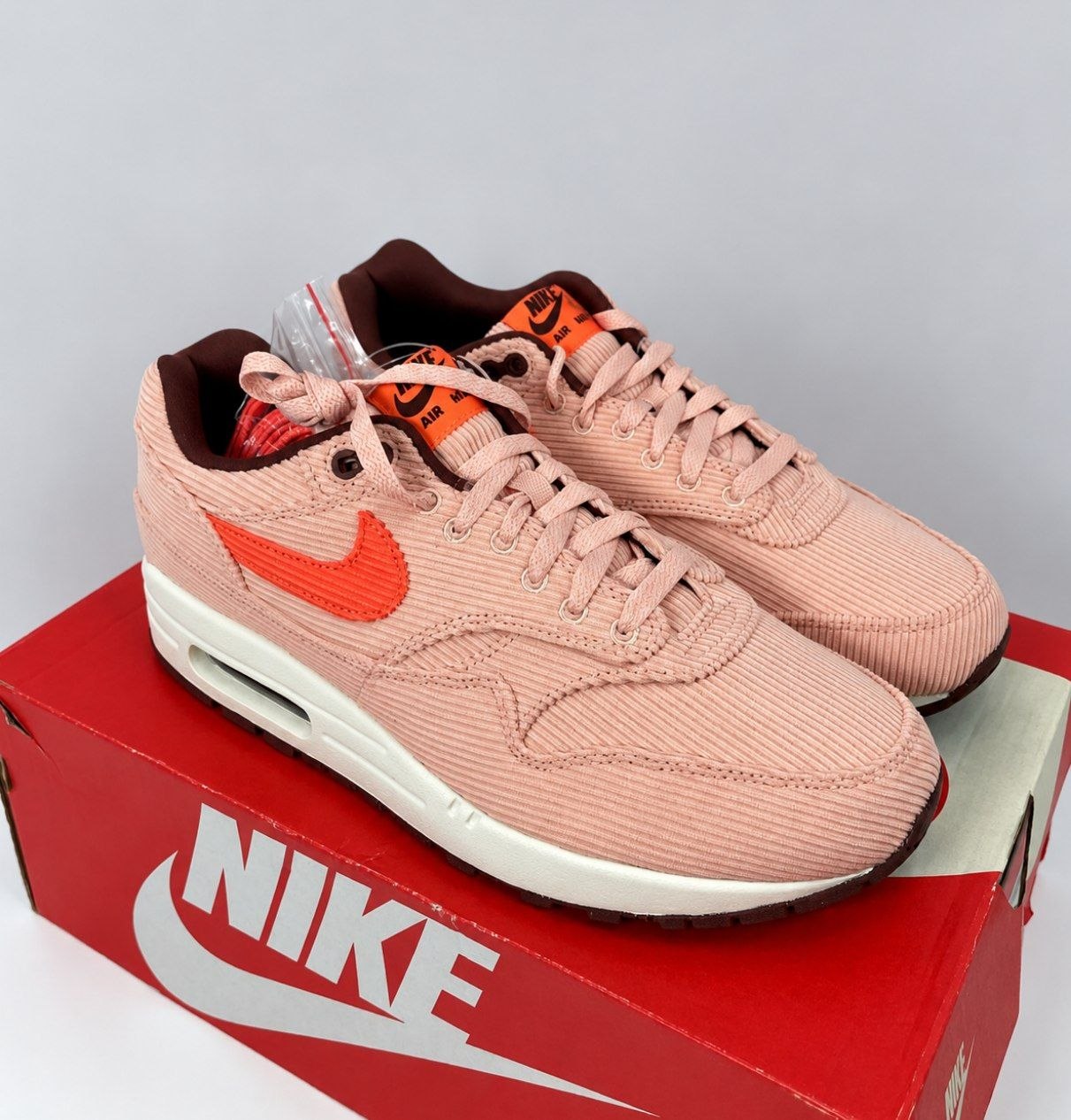Кроссовки Nike Air Max 1 Premium 'Coral Stardust Corduroy'