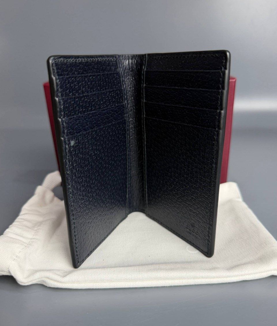 Картхолдер Gucci Signature GG Bifold Wallet