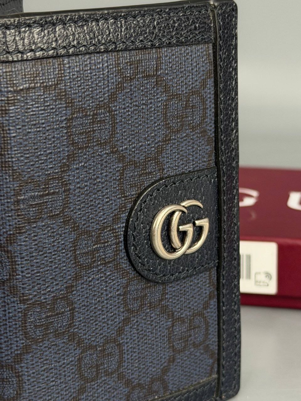 Картхолдер Gucci Signature GG Bifold Wallet