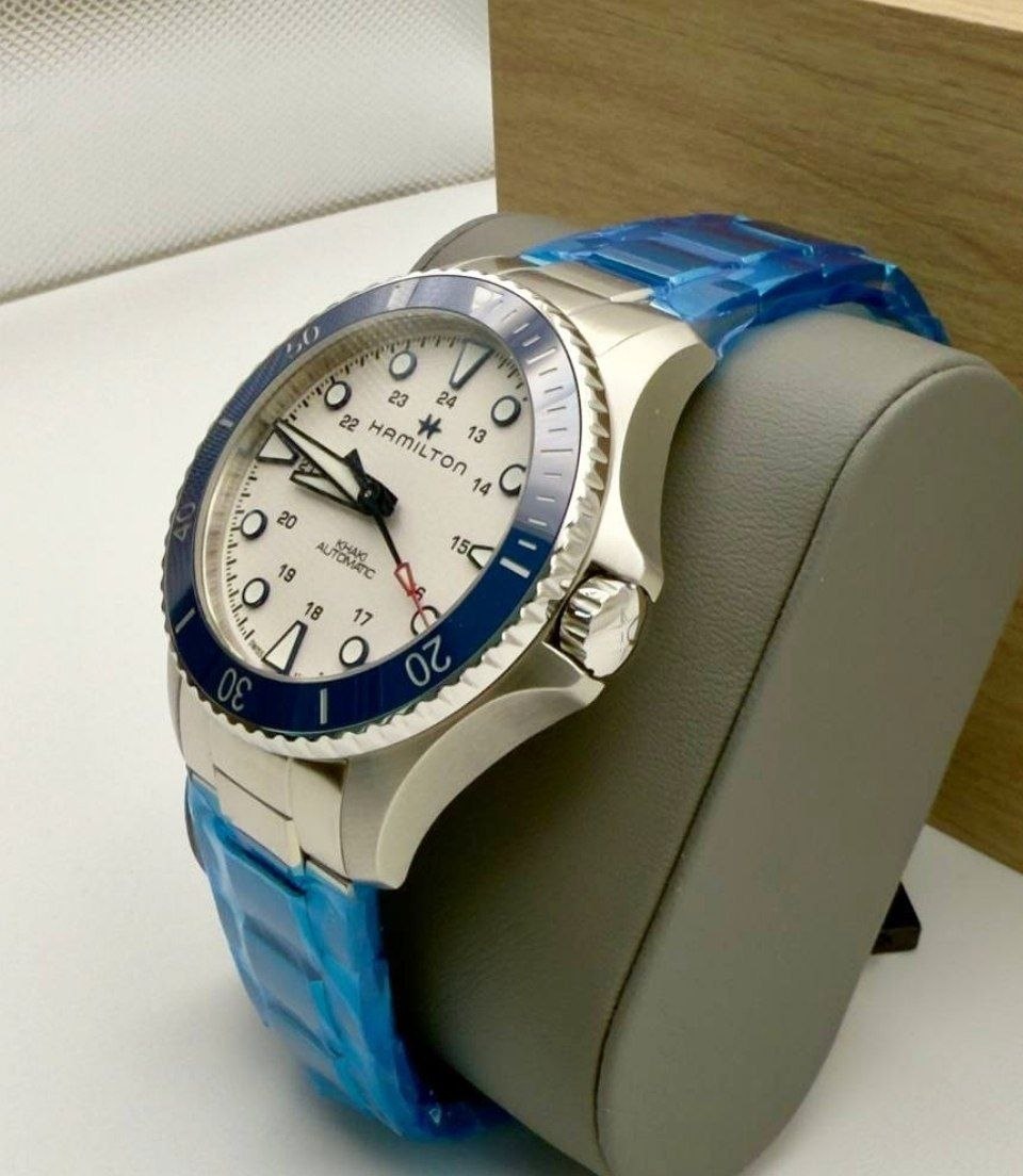 Механические часы Hamilton Khaki Navy Scuba Auto