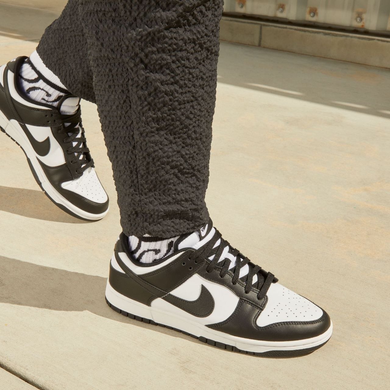Кроссовки Nike Dunk Low Retro 'Panda'