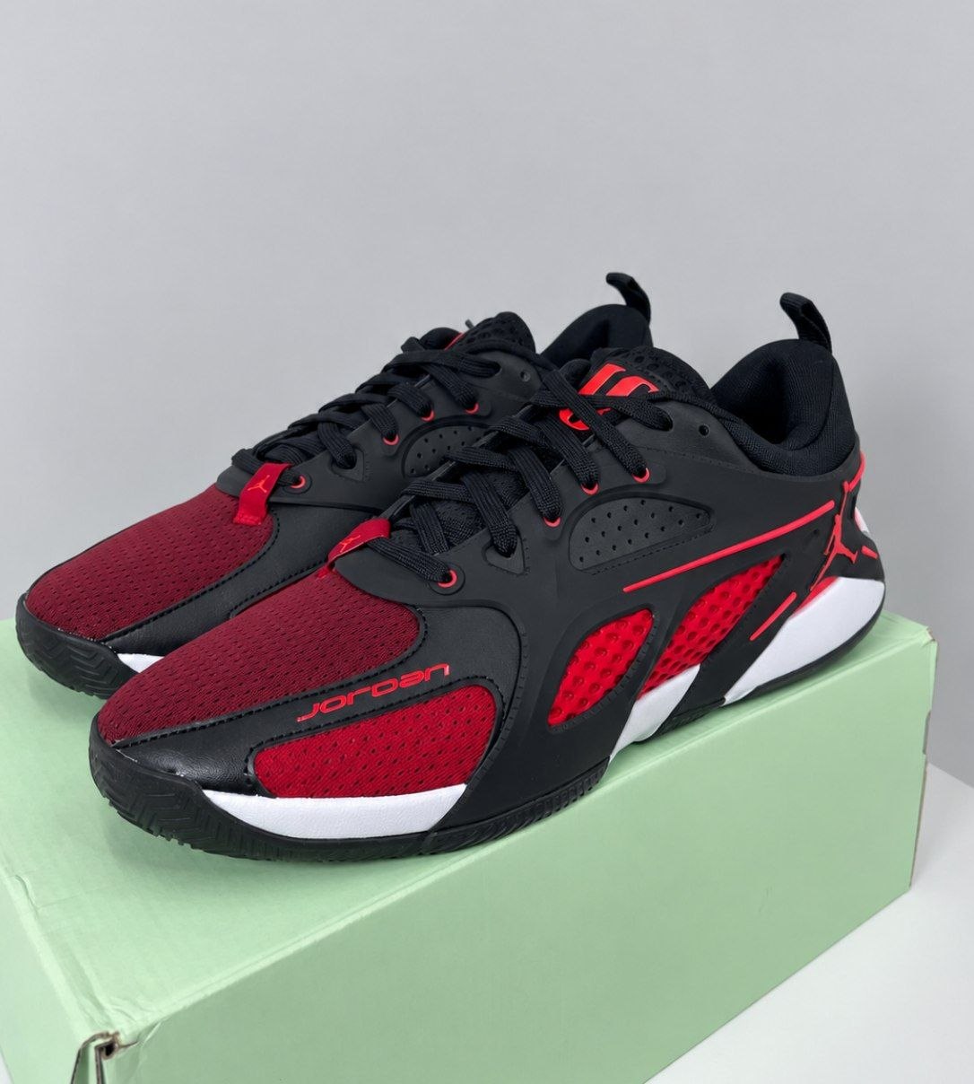 Кроссовки Air Jordan Heir 'Bred'