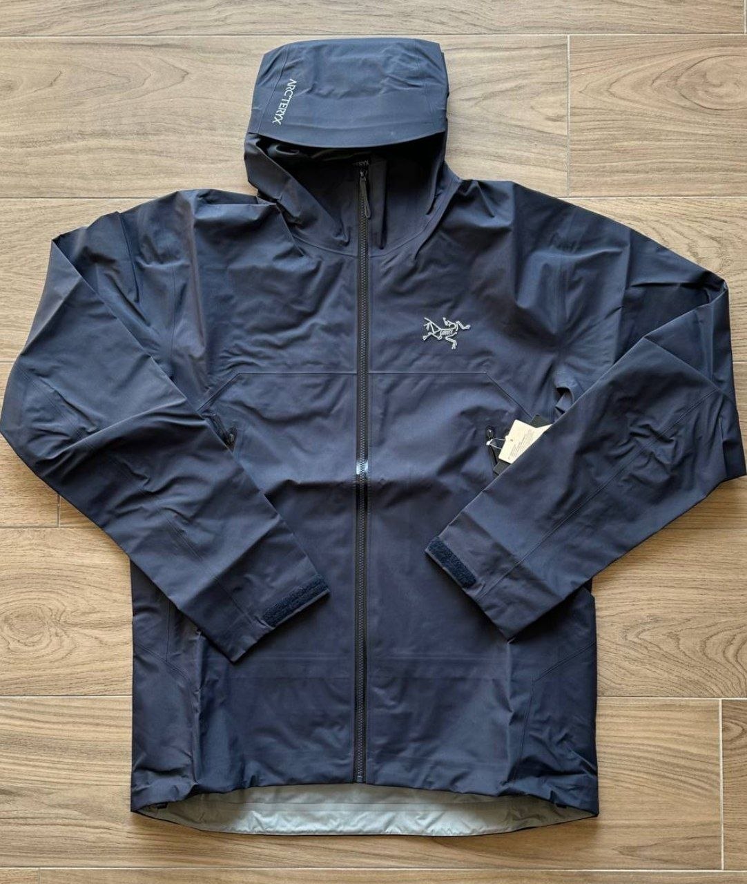 Куртка Arcteryx Beta Jacket 'Black Sapphire'